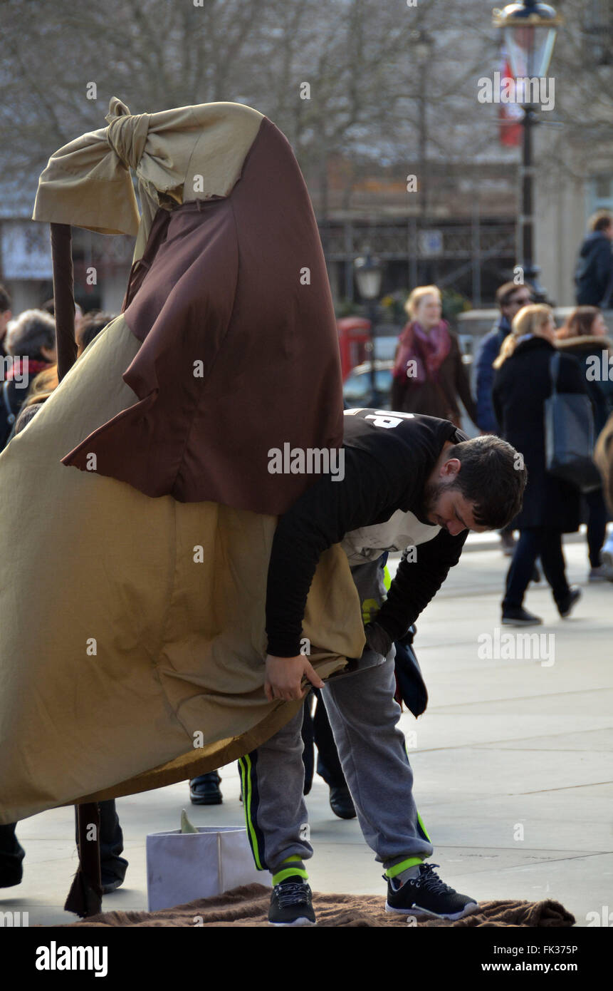 London,UK,4 March 2016, Romanians act as floating living statues front