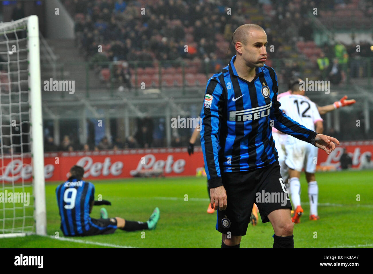 Roberto Crivello during the Serie C match between Palermo FC and Bari, at  the Renzo Barbera stadium in Palermo. The Palermo players played with the  commemorative shirt of centenary of Club. Italy