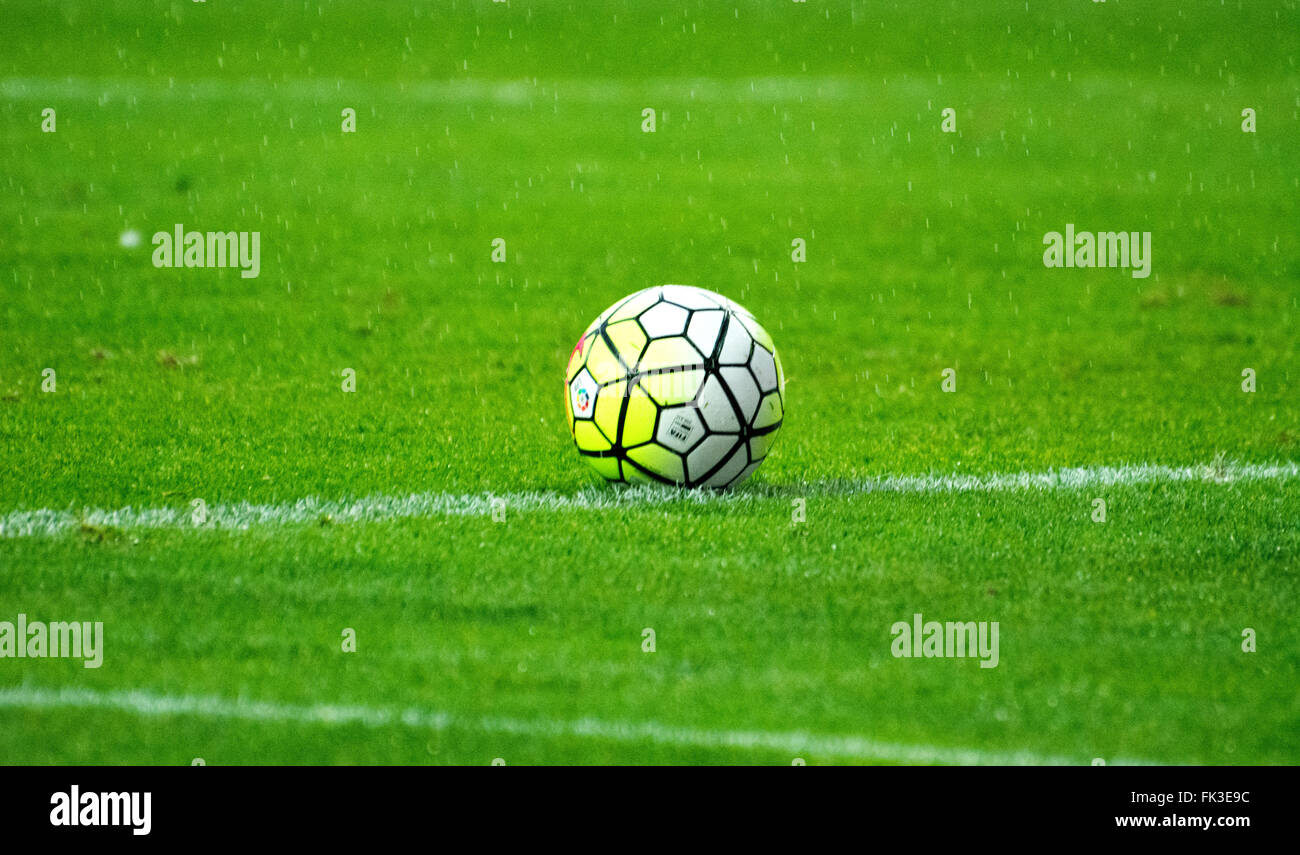 Gijon, Spain. 6th March, 2016. The ball during the football match of Spanish ‘La Liga’ between Real Sporting de Gijon and Athletic Club at Molinon Stadium on March 6, 2016 in Gijon, Spain. Credit:  David Gato/Alamy Live News Stock Photo