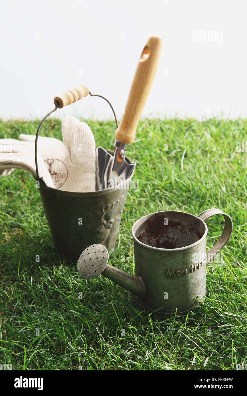Tools grass hi-res stock photography and images - Alamy
