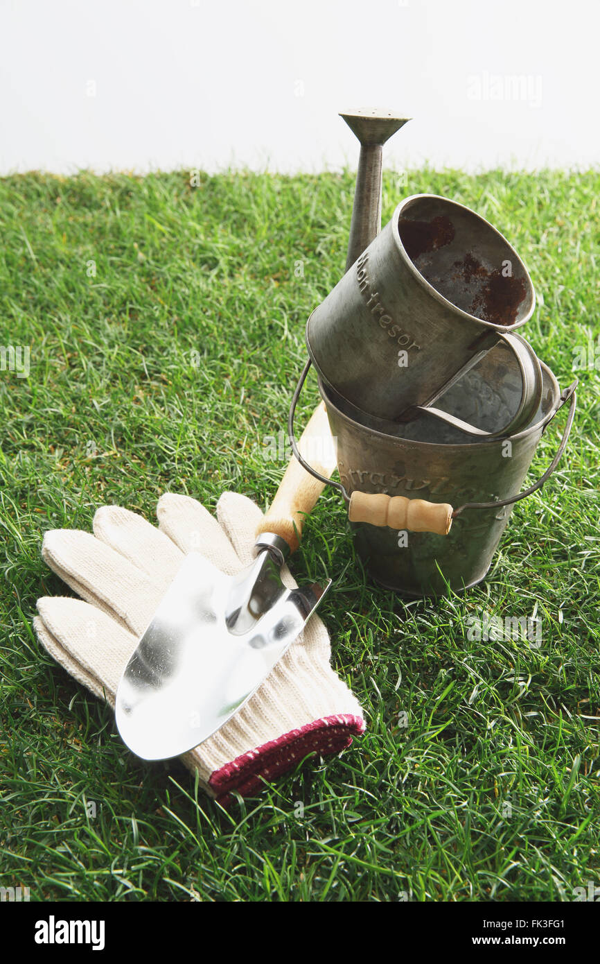 Tools grass hi-res stock photography and images - Alamy