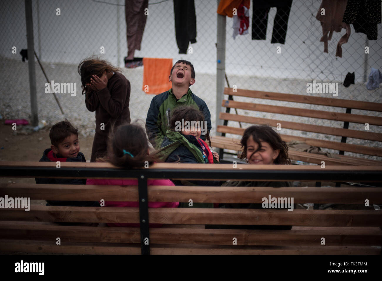 Gevgelija, Macedonia. 06th Mar, 2016. Children at the camp of Gevgelija. Migrants on the way to the camp of Gevgelija in Macedonia welcomed in the camp of Idomeni in Greece waiting to get past the checkpoint at the greek-Macedonian border. Conditions of extreme difficulty at the Idomeni's camp where the population exceeded 10,000 units. At the moment there are about 400 refugees crossing the border in the direction of the camp of Gevgelija in Macedonia to continue their journey North into Western Europe. Credit:  Ivan Romano/Pacific Press/Alamy Live News Stock Photo