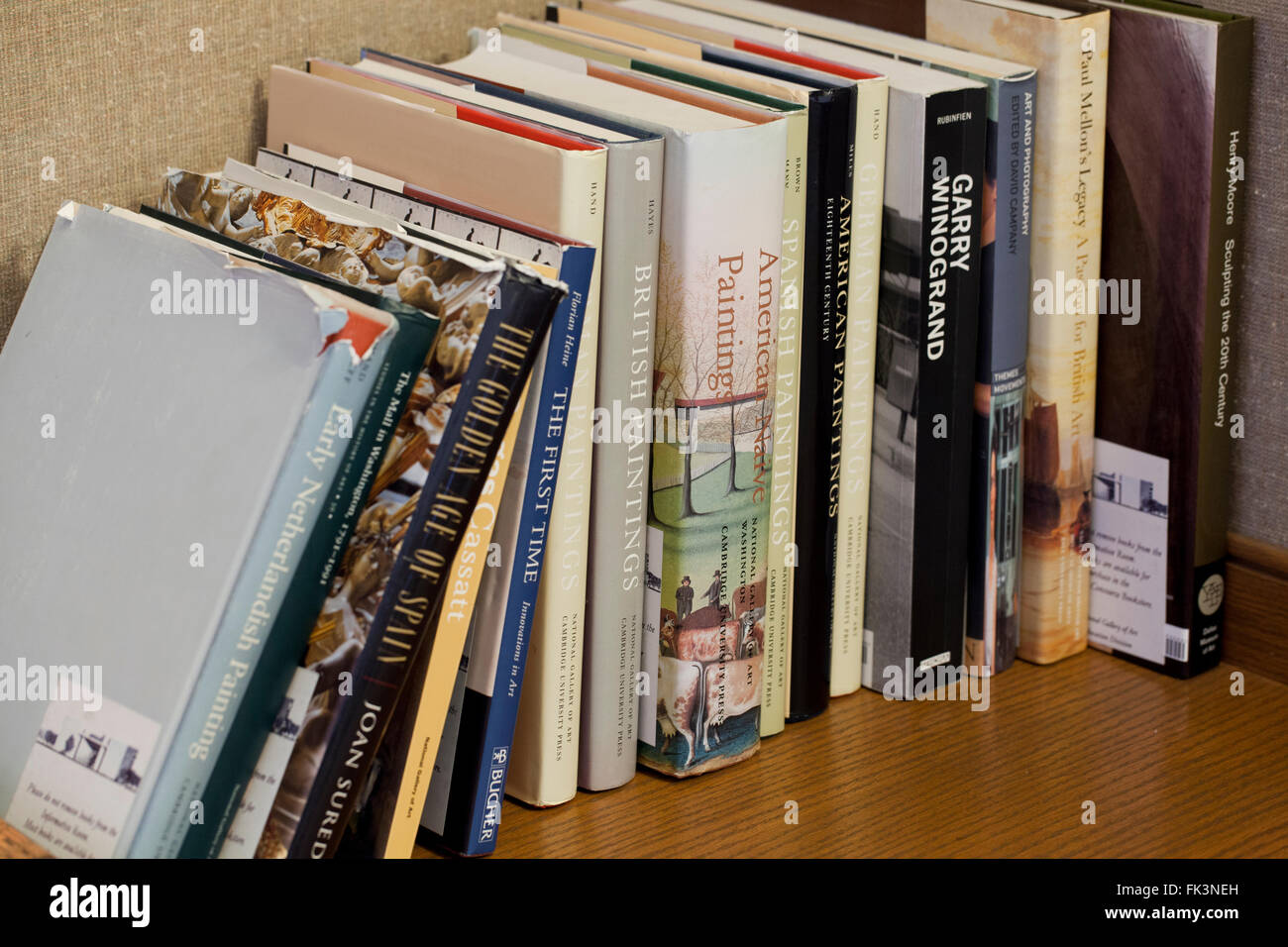 Books on shelf hires stock photography and images Alamy