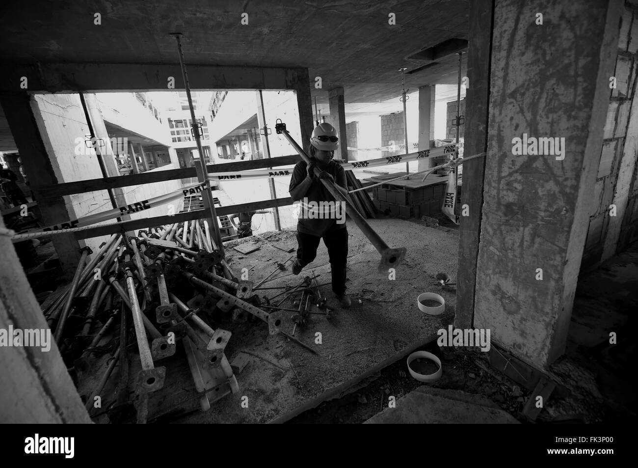 (160307) -- MONTEVIDEO, March 7, 2016 (Xinhua) -- Claudia Barreto works at a factory in Montevideo, capital of Uruguay, on March 4, 2016. Claudia, 44 years old, is the mother of 5 children and works as construction bricklayer since 2008 to support her family. She is the only female at a factory with about 50 workers and has the similar workload with others. According to the new added clauses in documents of the Only National Union of Construction and Annexes (SUNCA), companies are required to hire more female staff. The International Women's Day is celebrated annually on March 8. The theme for Stock Photo