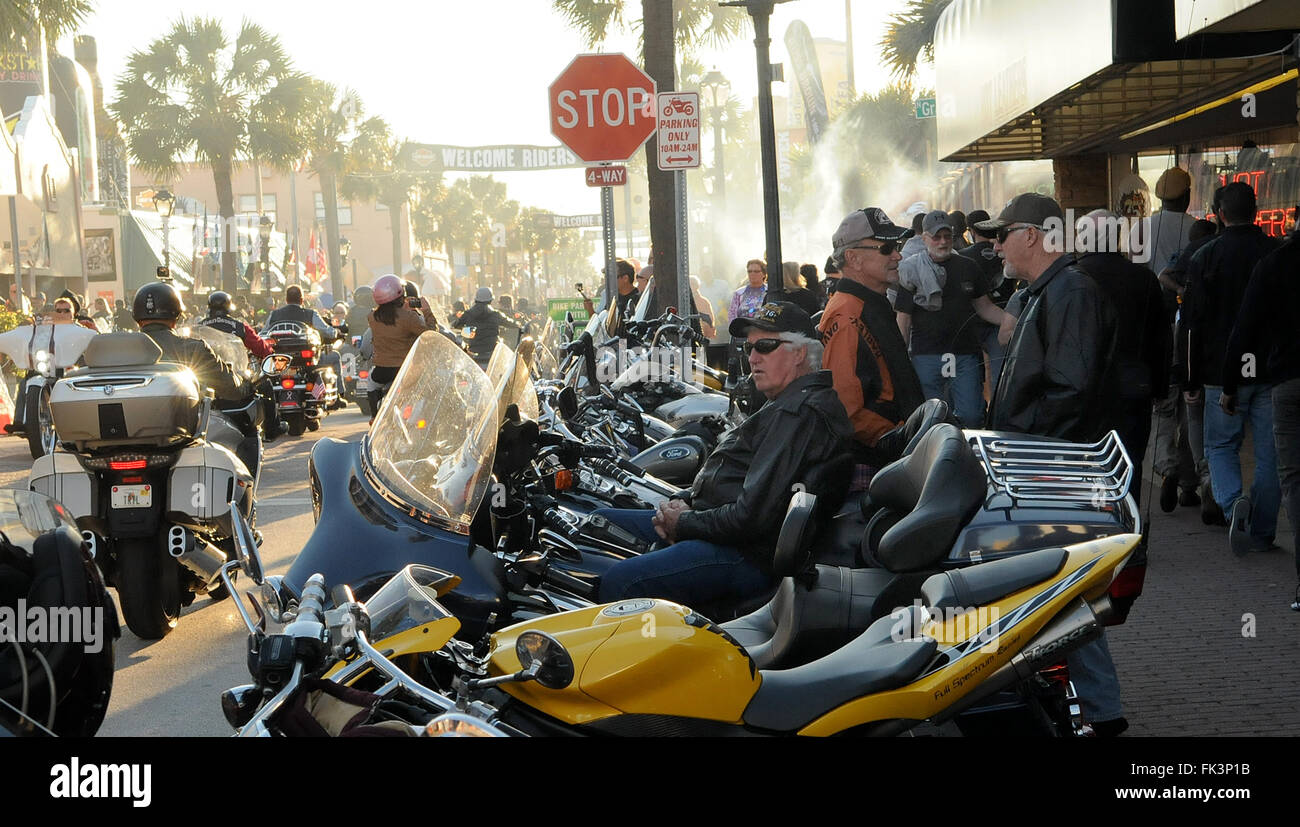 Daytona Beach, Florida, USA. 06th Mar, 2016. Motorcyclists ride down Main Street in Daytona Beach, Florida for the 75th Annual Bike Week gathering. The 10-day event, which features motorcycle racing, concerts, street festivals, and wet t-shirt contests, draws as many as 500,000 motorcycle enthusiasts from around the world, and is one of the largest gatherings of its kind in the United States. Credit:  Paul Hennessy/Alamy Live News Stock Photo