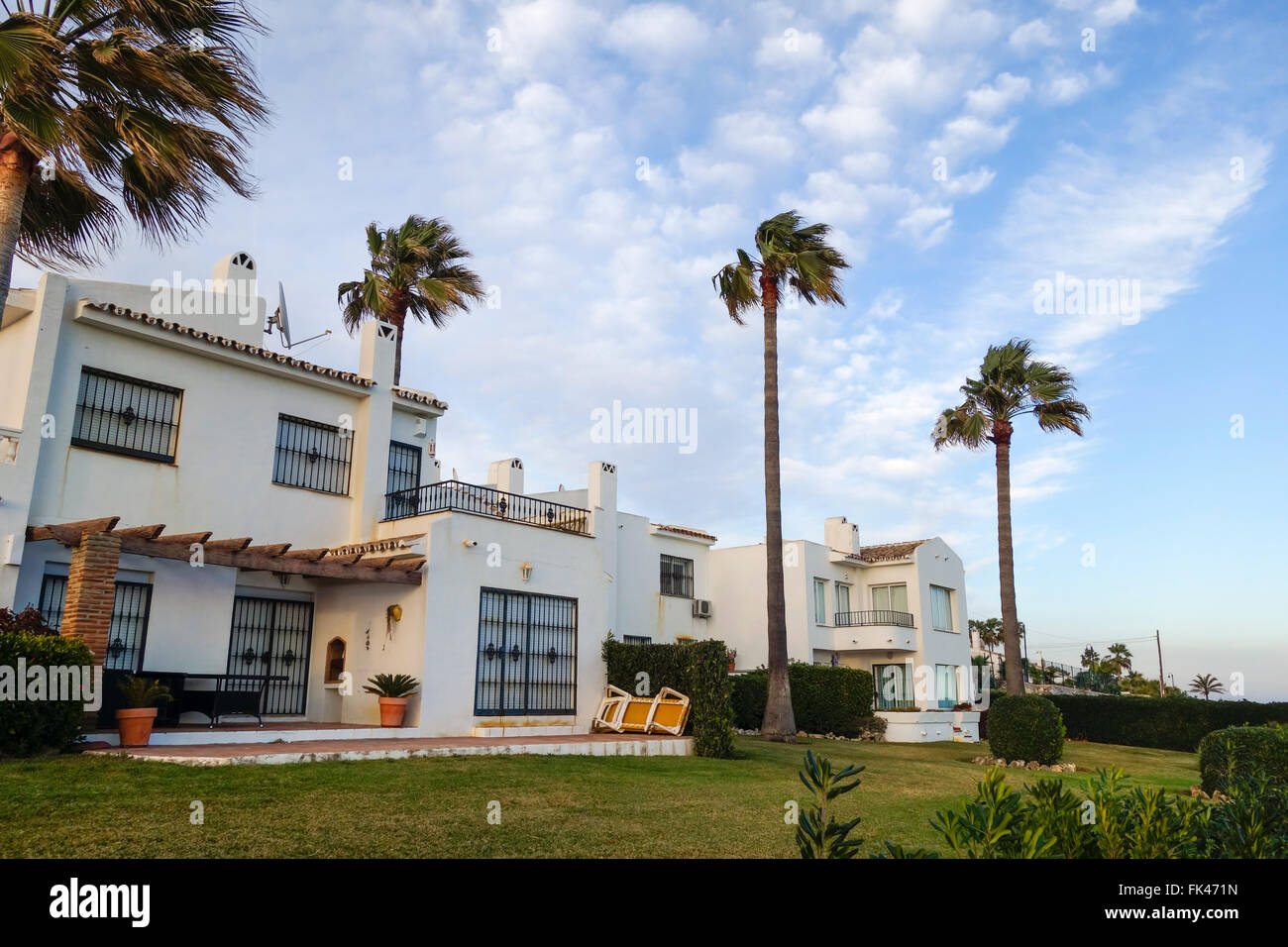 Frontline houses hires stock photography and images Alamy