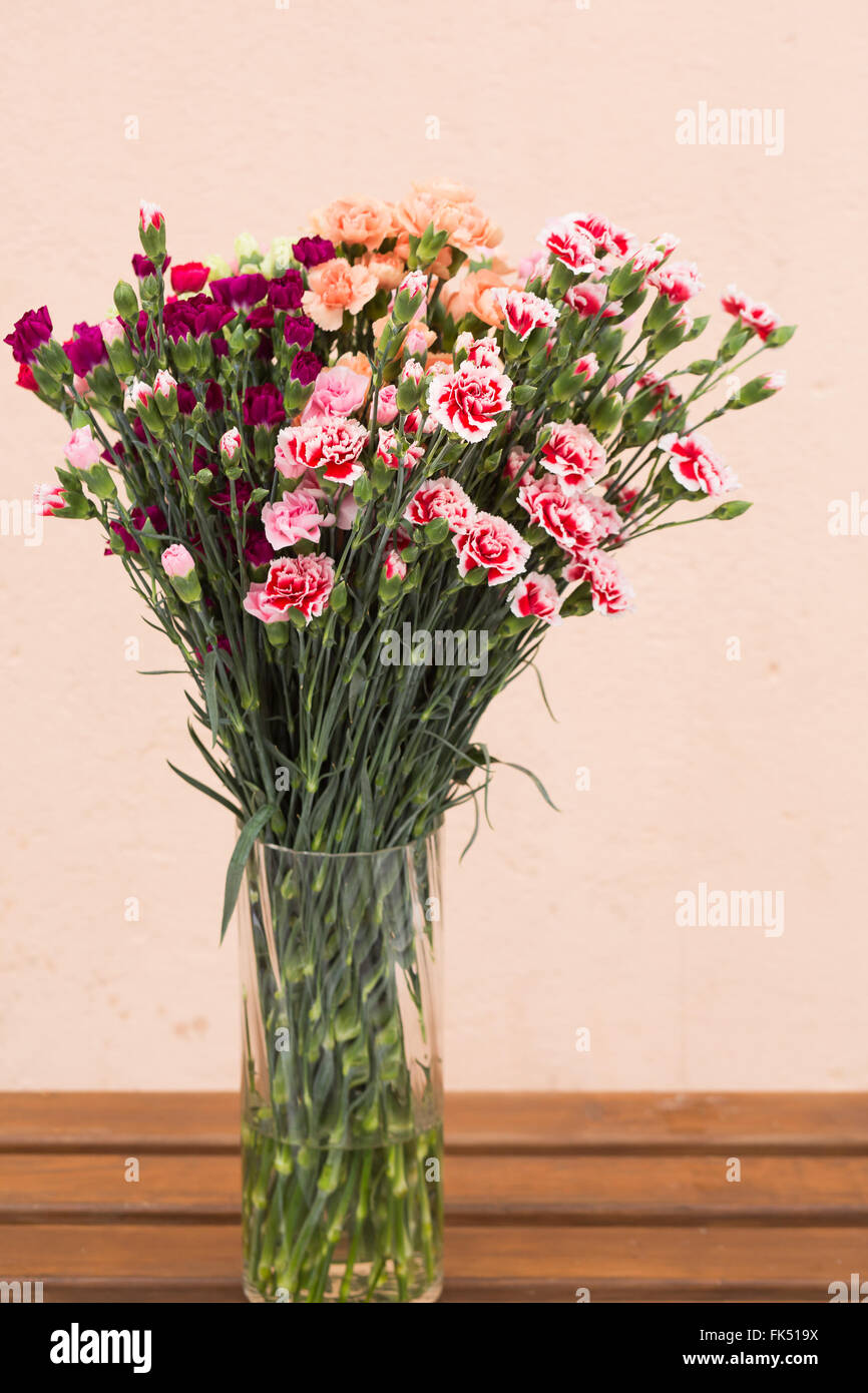 Pink and orange roses background Stock Photo - Alamy