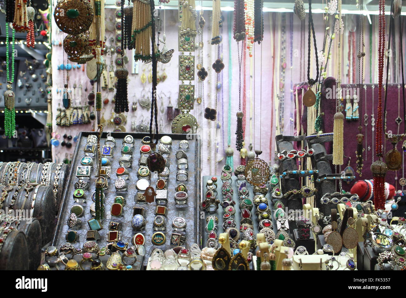 jewelry market Istanbul Stock Photo Alamy