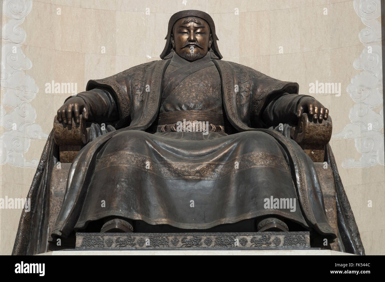 Chinggis Khaan statue. Ulanbaatar.  Sukhbaatar square Stock Photo