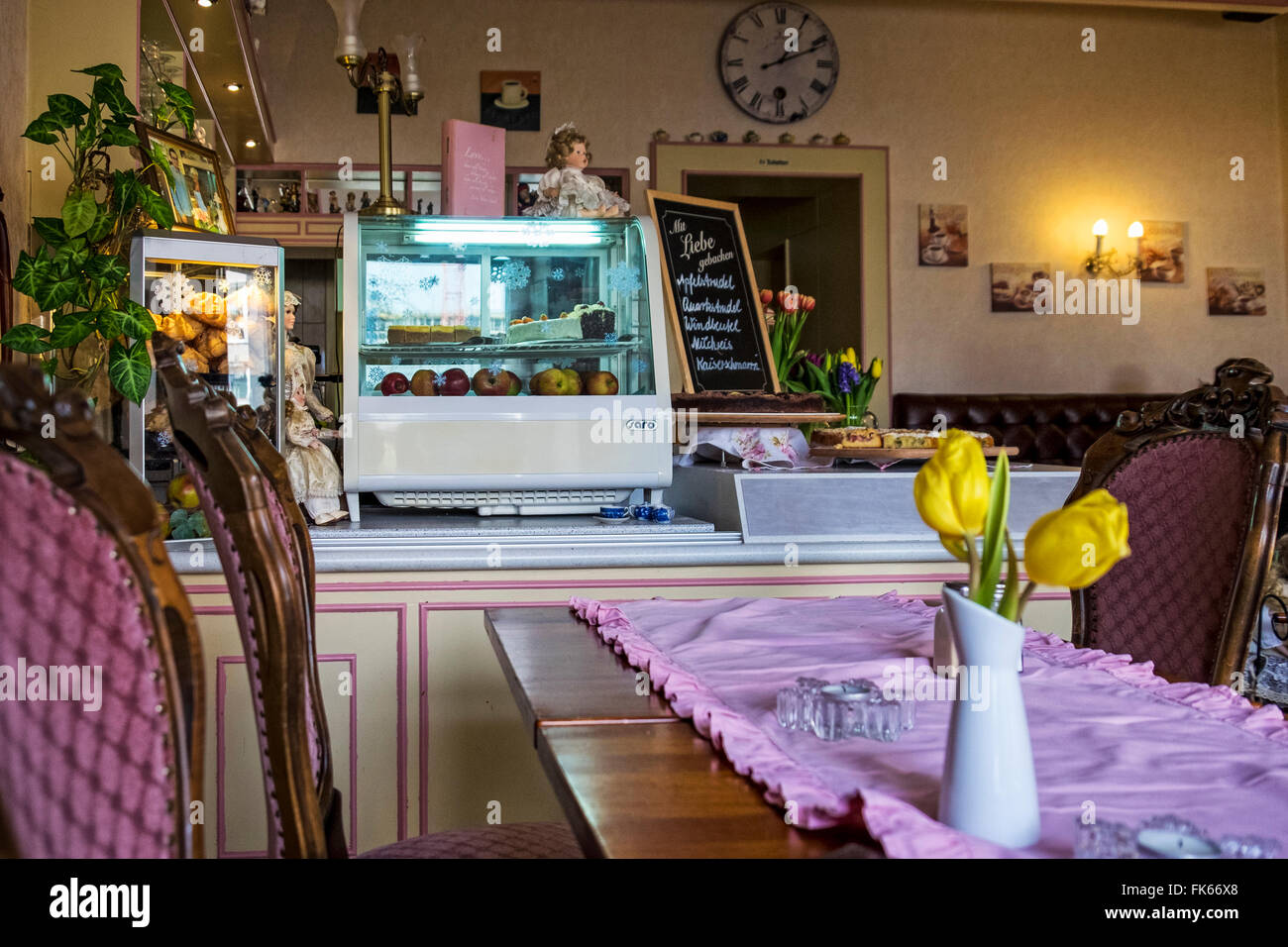 Berlin Coffee Shop Cafehaus Am Petriplatz Quaint Tea Shop