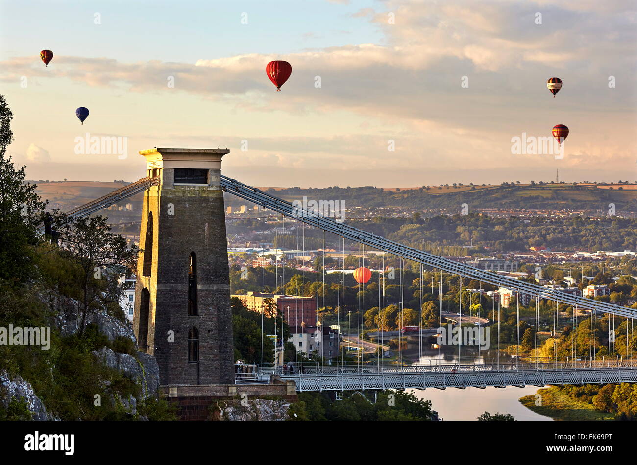 Clifton Suspension Bridge, with hot air balloons in the Bristol Balloon ...