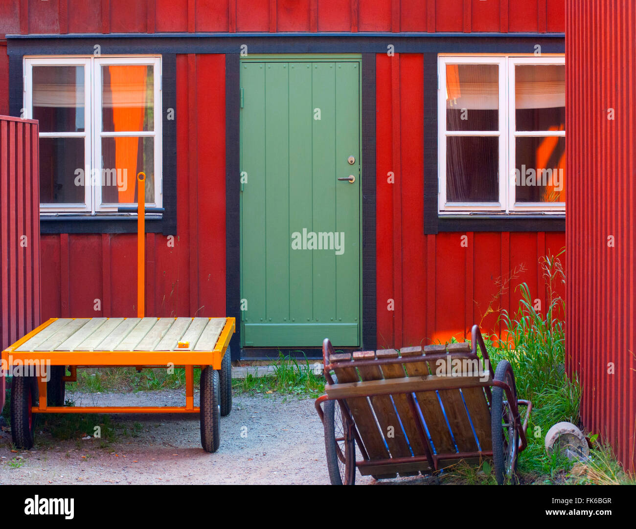 Painted holiday cottage on one of the islands in the Stockholm archipelago, Sweden, Scandinavia, Europe Stock Photo