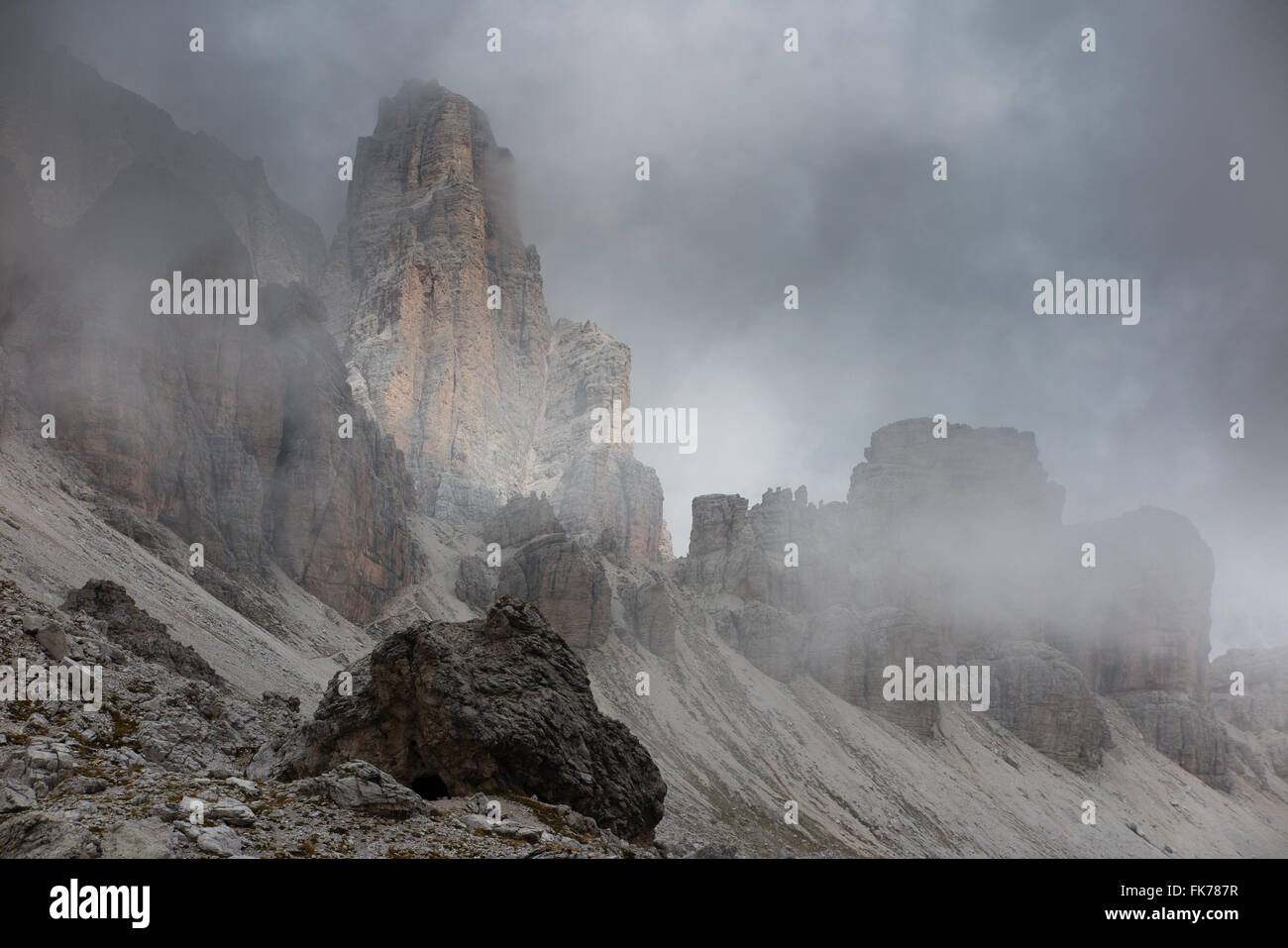 Forca Travenanzes, Zima de Fouzargo, Dolomite Mountains,  Belluno Province, Veneto, Italy Stock Photo