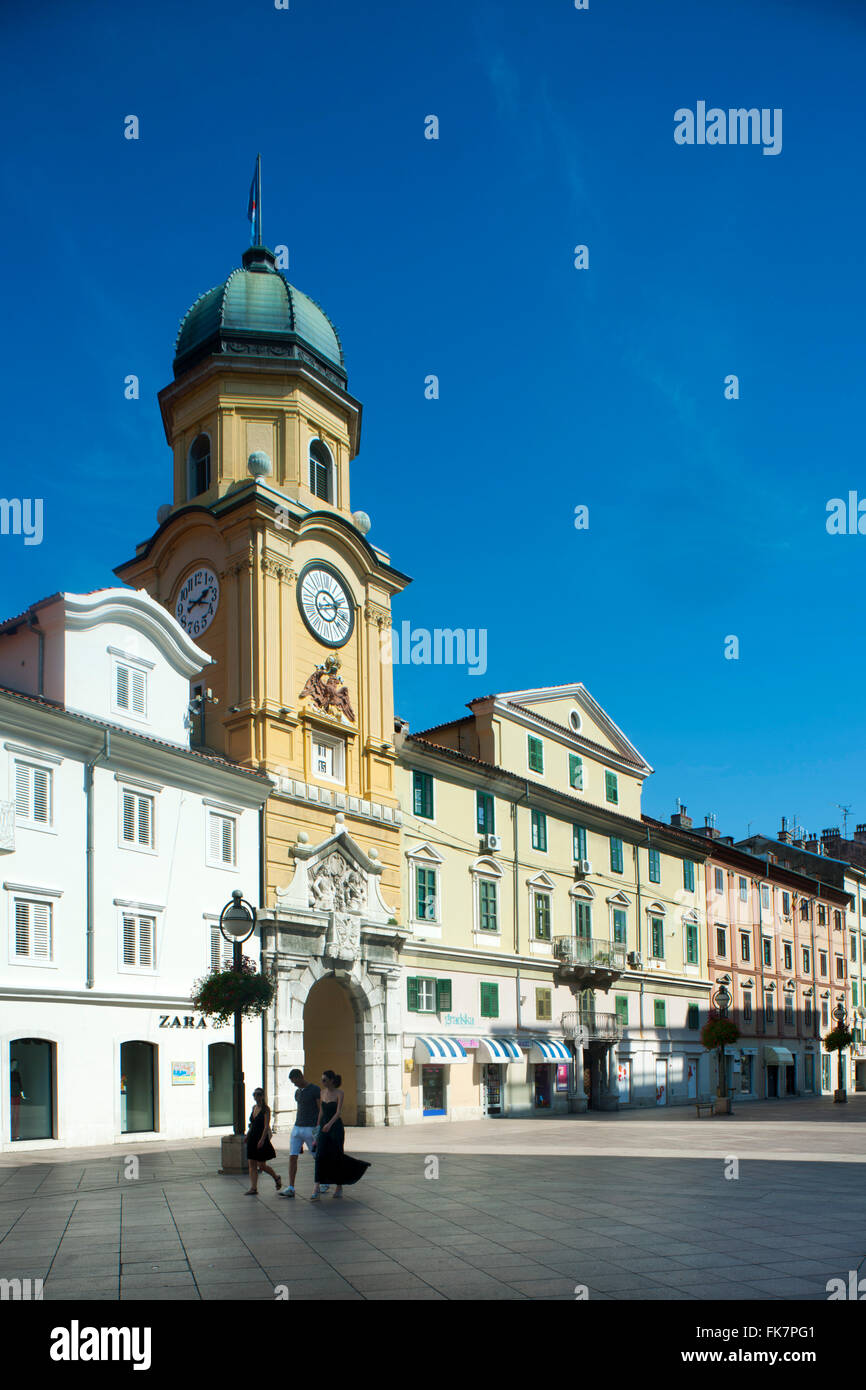 Kroatien, Rijeka, the Baroque city clock tower above the arched gateway linking the Korzo to the inner city, designed by Filbert Bazarig in 1876 Stock Photo