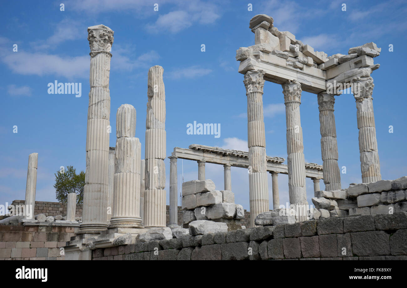 ruins-of-the-ancient-greek-and-roman-era-city-of-pergamon-with-temples