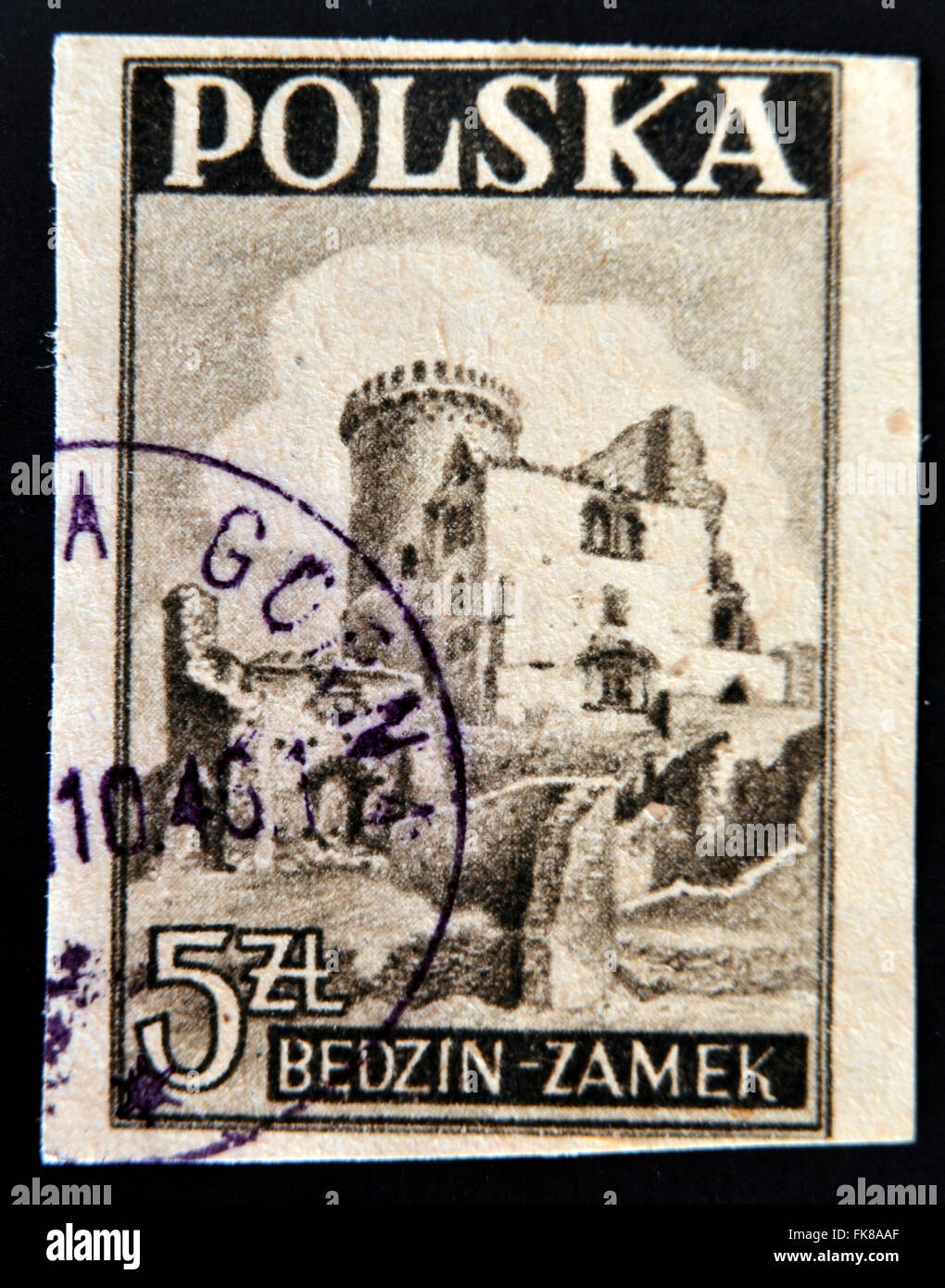 Poland stamp castle hires stock photography and images Alamy