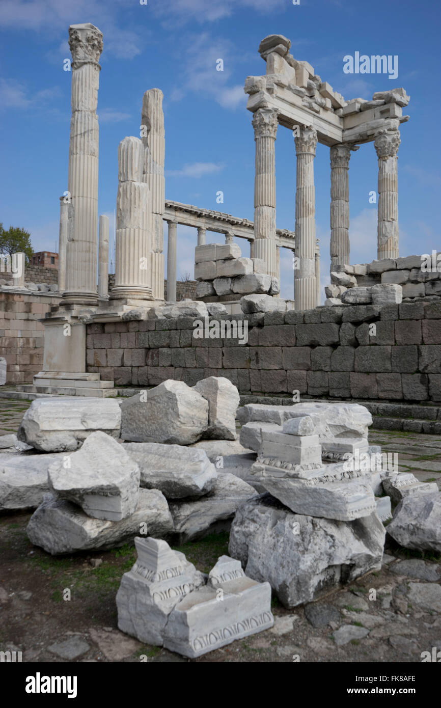 ruins-of-the-ancient-greek-and-roman-era-city-of-pergamon-with-temples