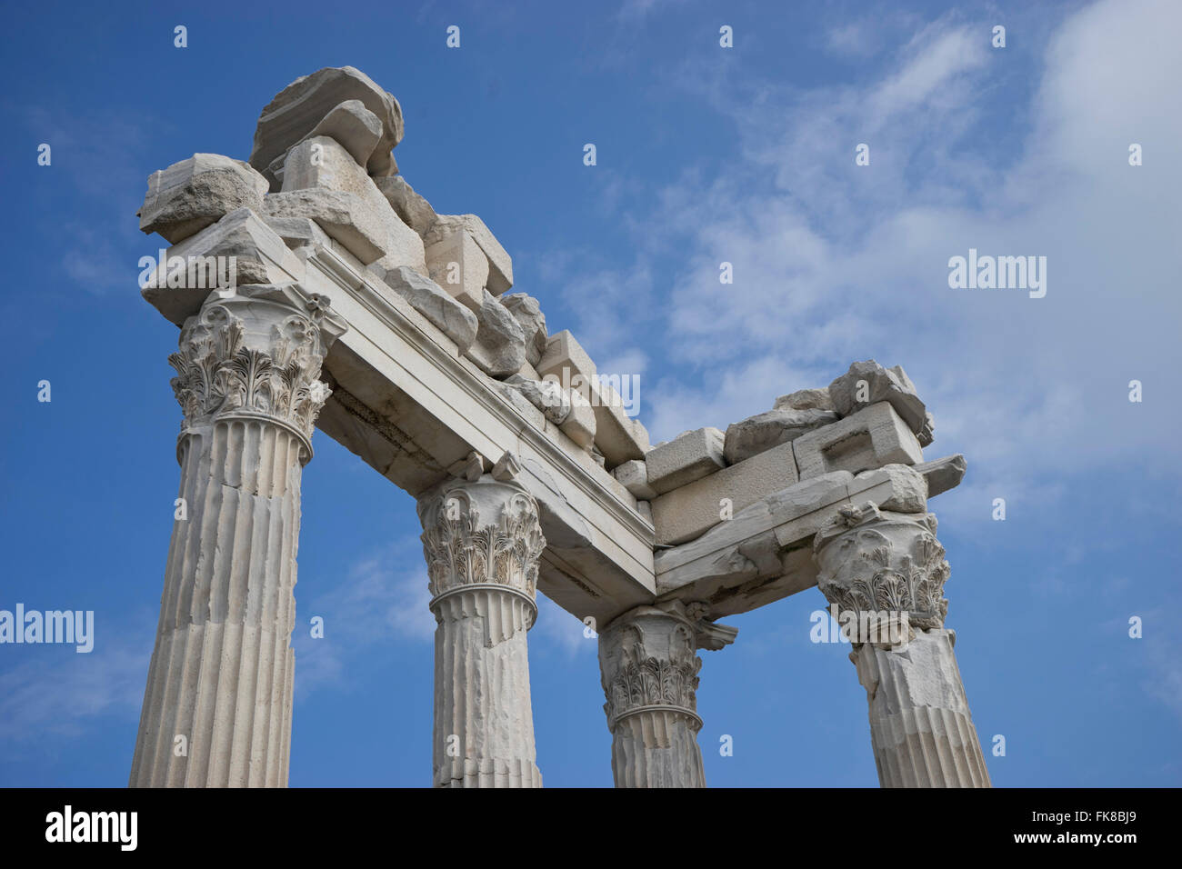 ruins-of-the-ancient-greek-and-roman-era-city-of-pergamon-with-temples