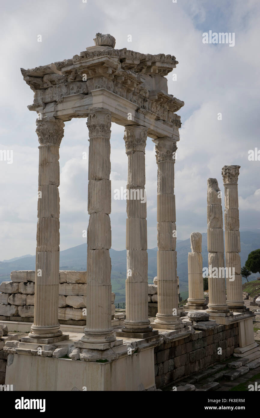 ruins-of-the-ancient-greek-and-roman-era-city-of-pergamon-with-temples