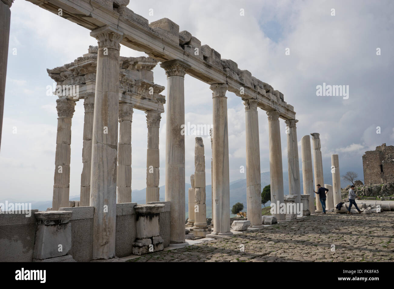 ruins-of-the-ancient-greek-and-roman-era-city-of-pergamon-with-temples