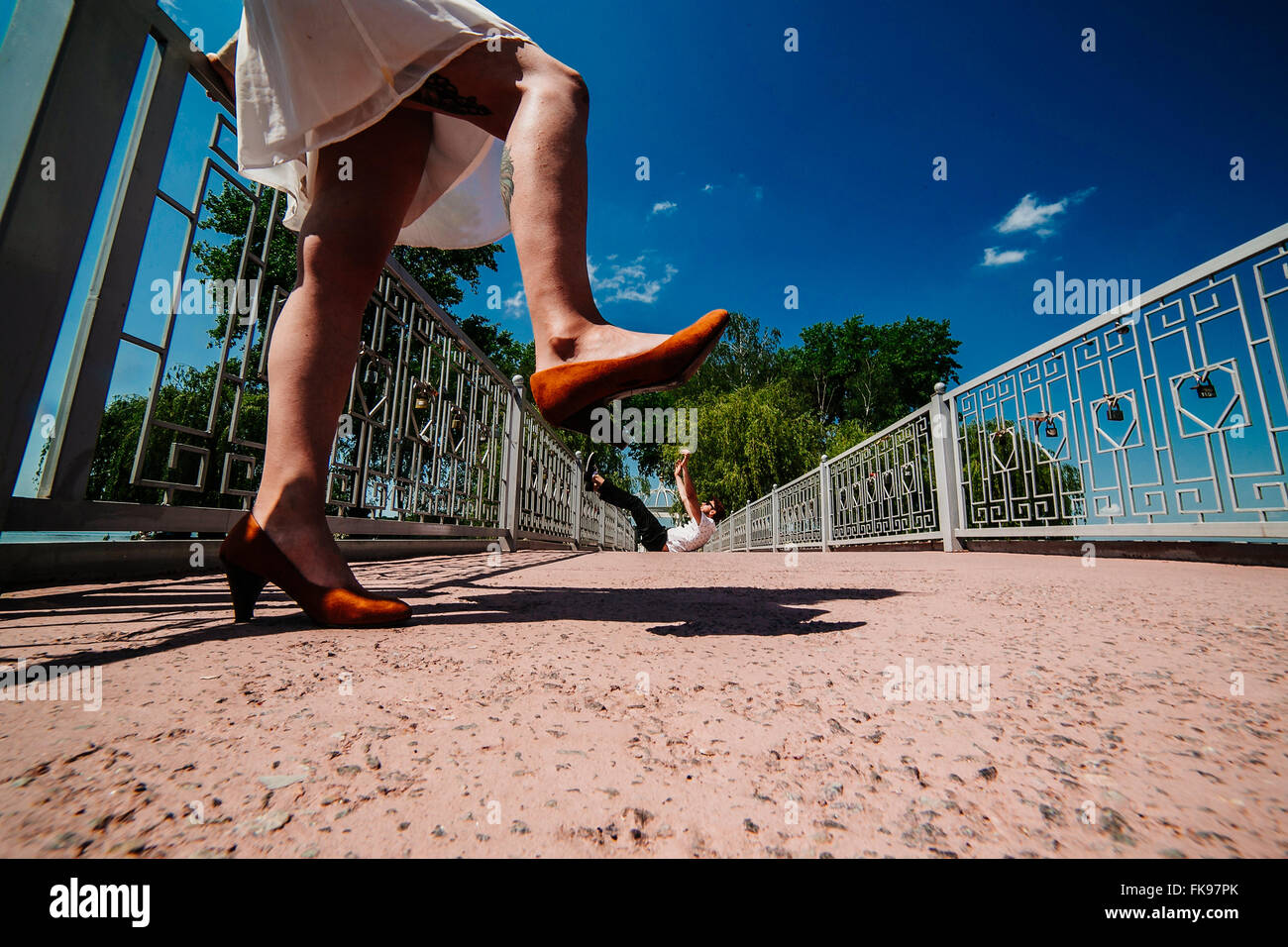 Beautiful couple small bridge hi-res stock photography and images - Alamy