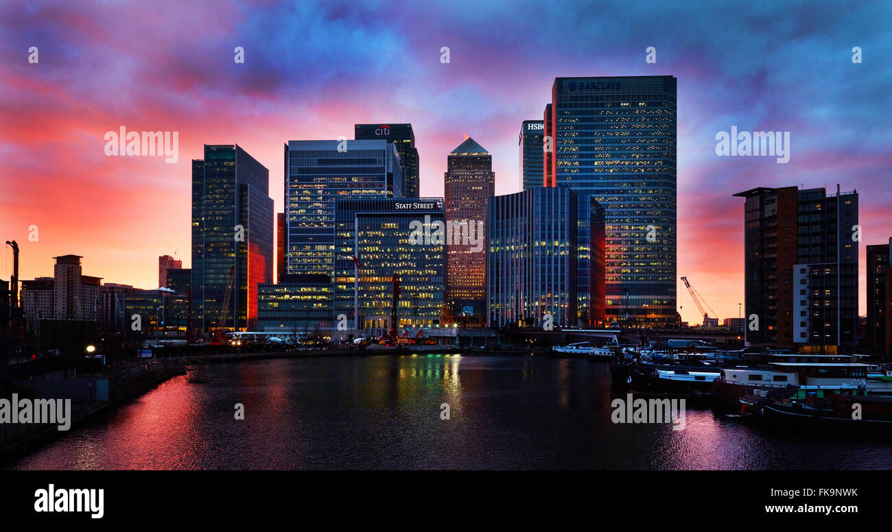 Aerial photo of canary wharf hi-res stock photography and images - Alamy