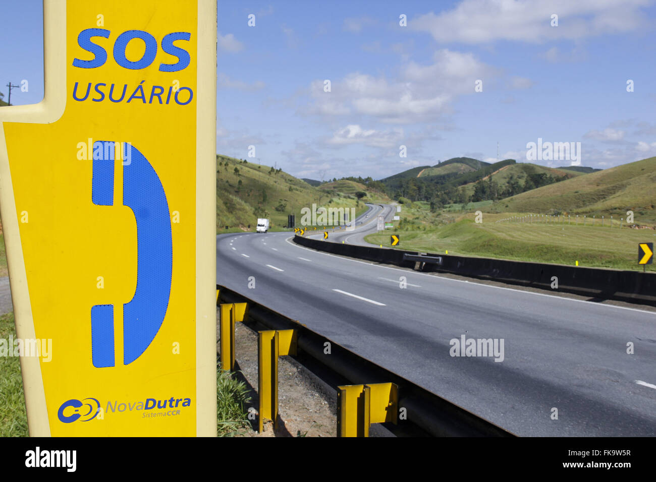 Telephone Emergency SOS on Presidente Dutra highway BR-116 Km 34 Stock Photo