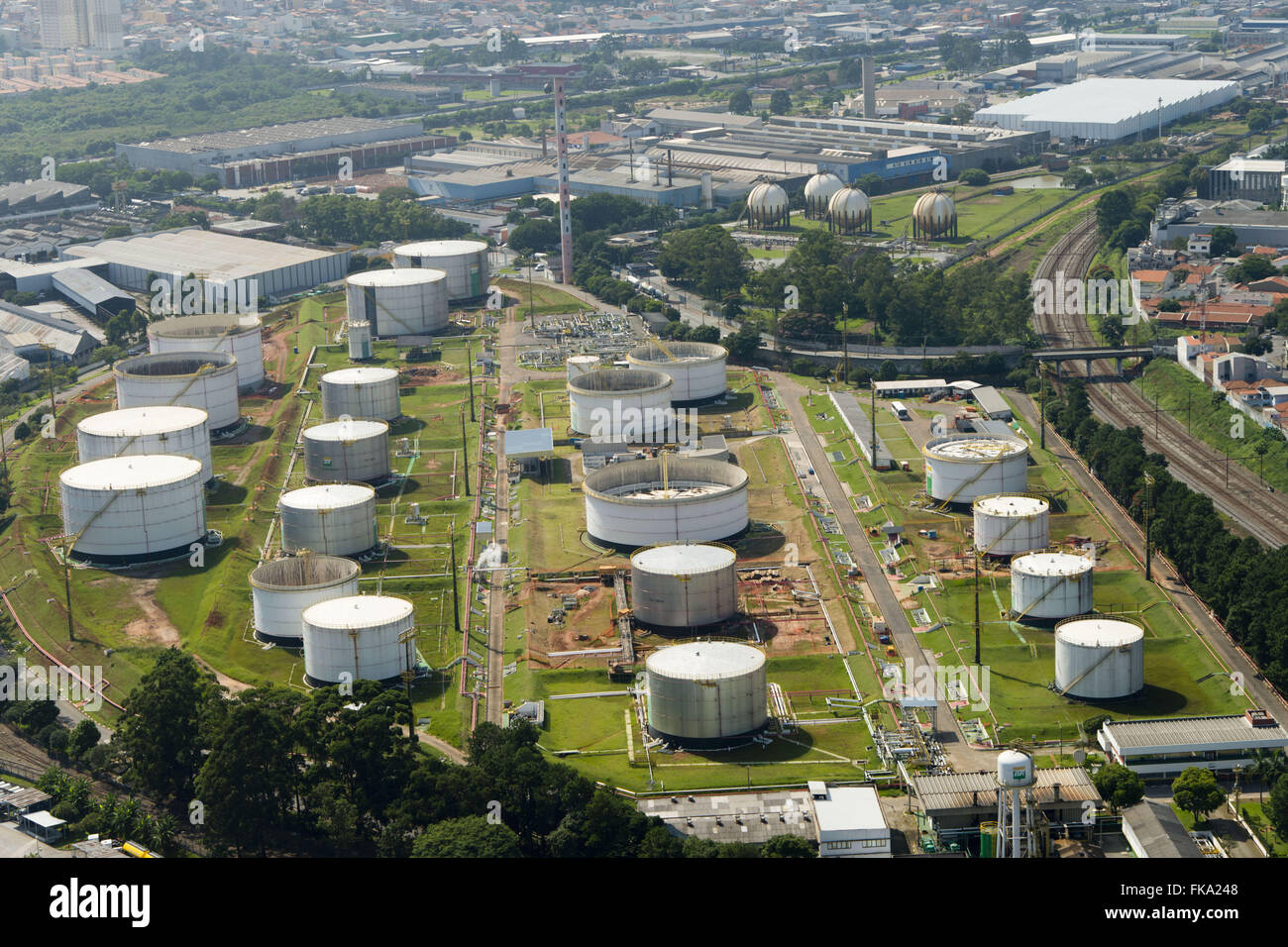 Aerial view of fuel storage tanks Transpetro - Petrobras Transporte S / A Stock Photo