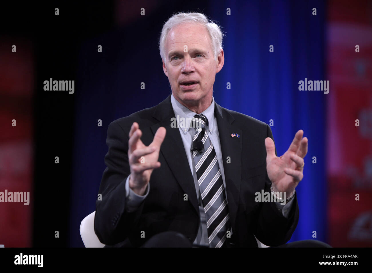 U.S. Senator Ron Johnson of Wisconsin addresses the annual American Conservative Union CPAC conference at National Harbor March 3, 2016 in Oxon Hill, Maryland. Stock Photo