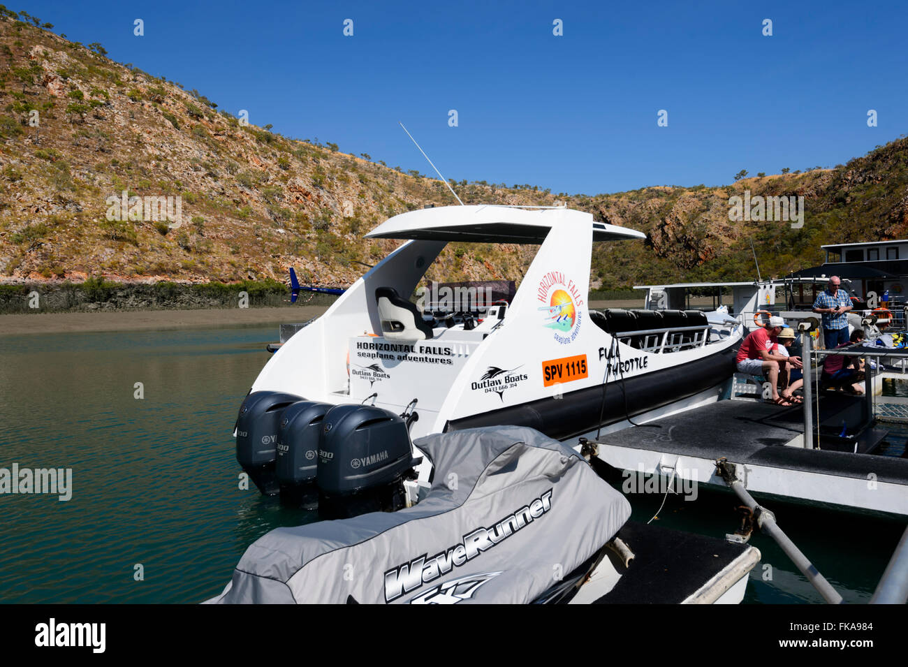 Fast Boat with three Yamaha 300 HP motors, Horizontal Falls, Kimberley