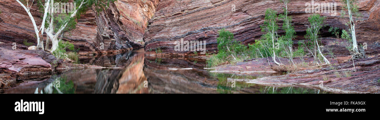 layers of twisted aincient rock in Hamersley Gorge, Karijini National Park, Pilbarra, Western Australia Stock Photo