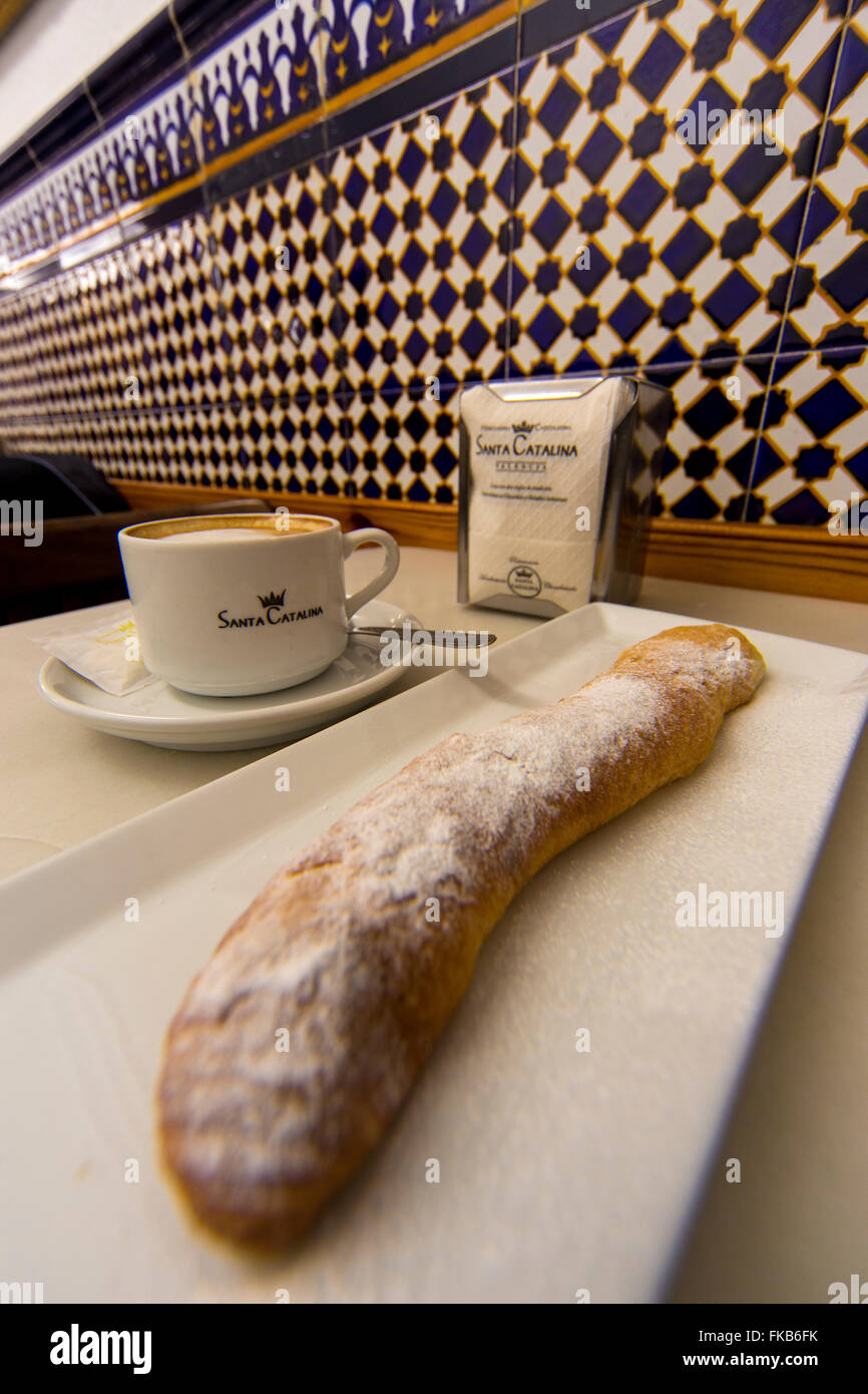 Farton Valencia pastry cake delicacy speciality Horchata coffee Stock