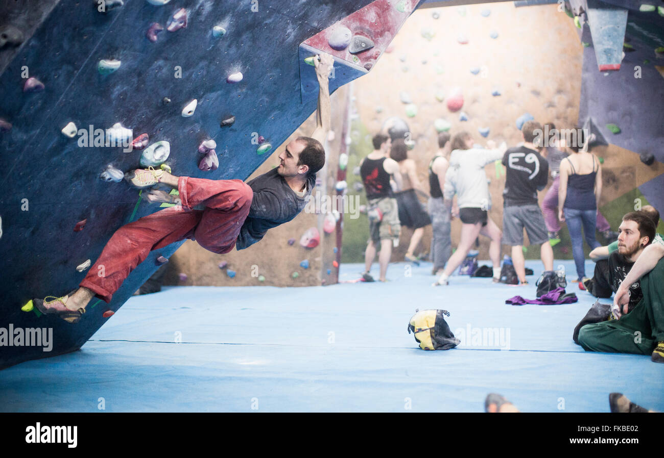 bouldering competition at The Climbing 