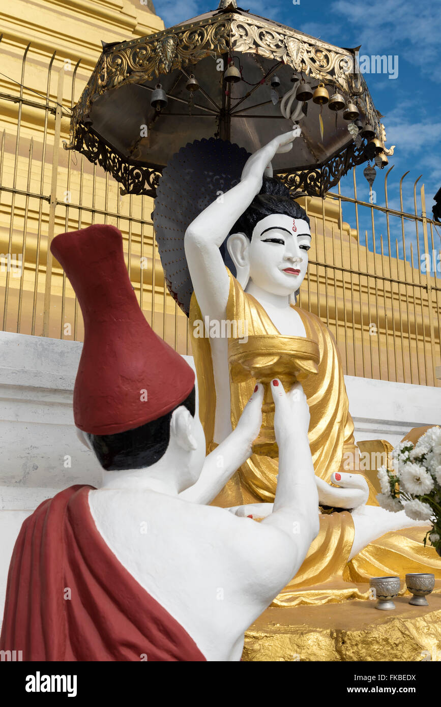 Deity statue, Uzina Pagoda (U Zina Paya) in Mawlamyine (Mawlamyaing), Mon State, Burma (Myanmar) Stock Photo