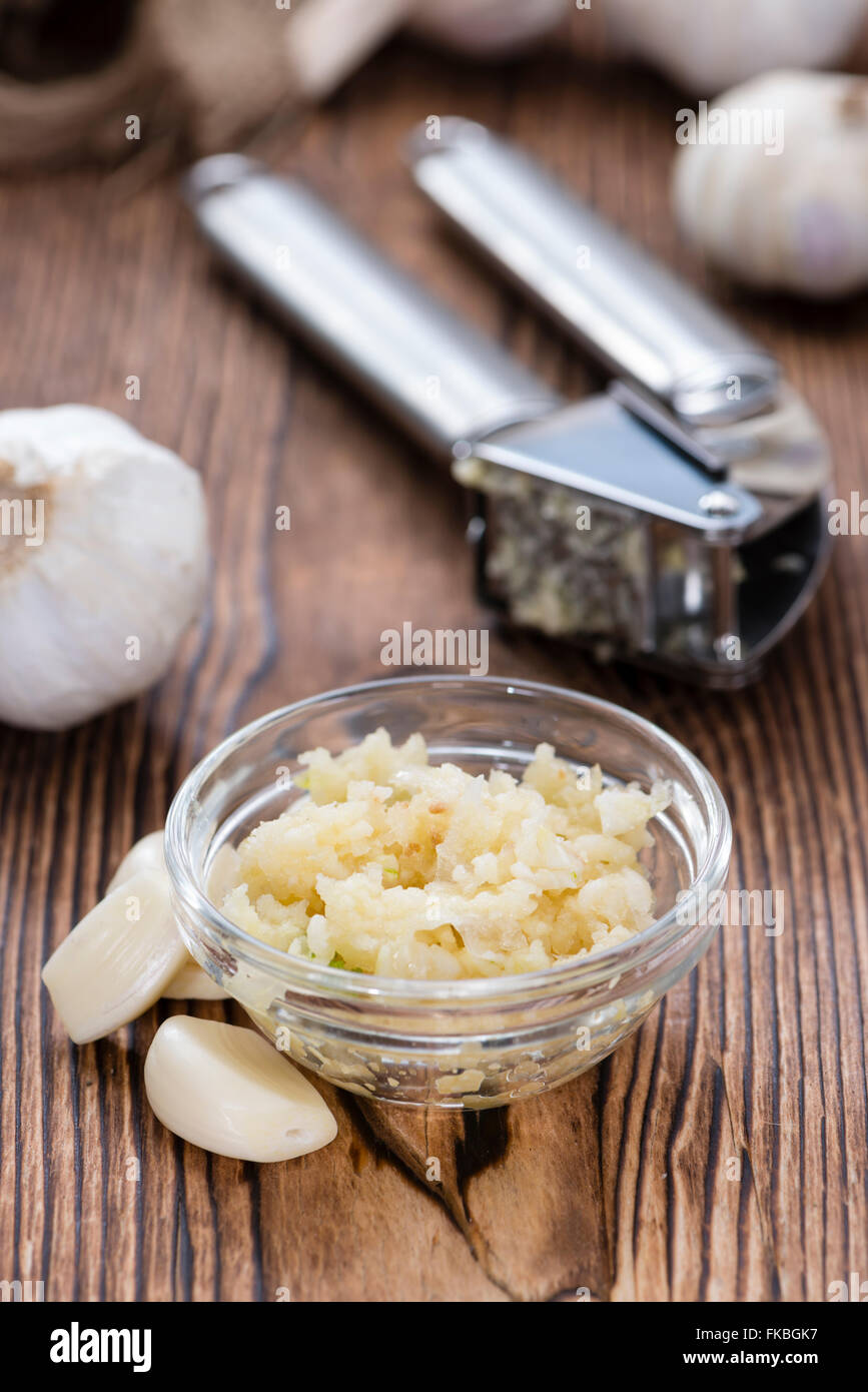 Pressed garlic clove hires stock photography and images Alamy
