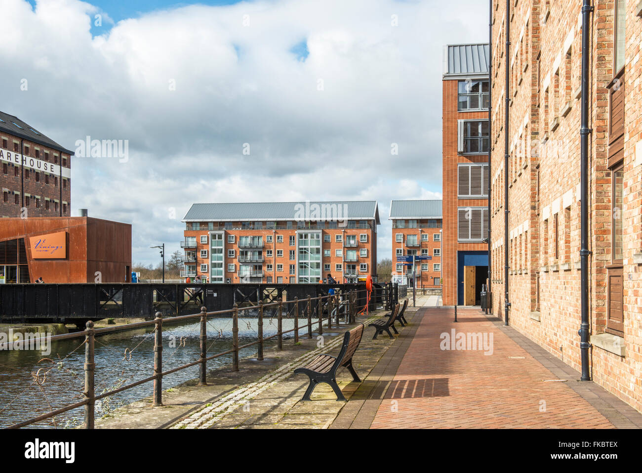 Gloucester quays hires stock photography and images Alamy