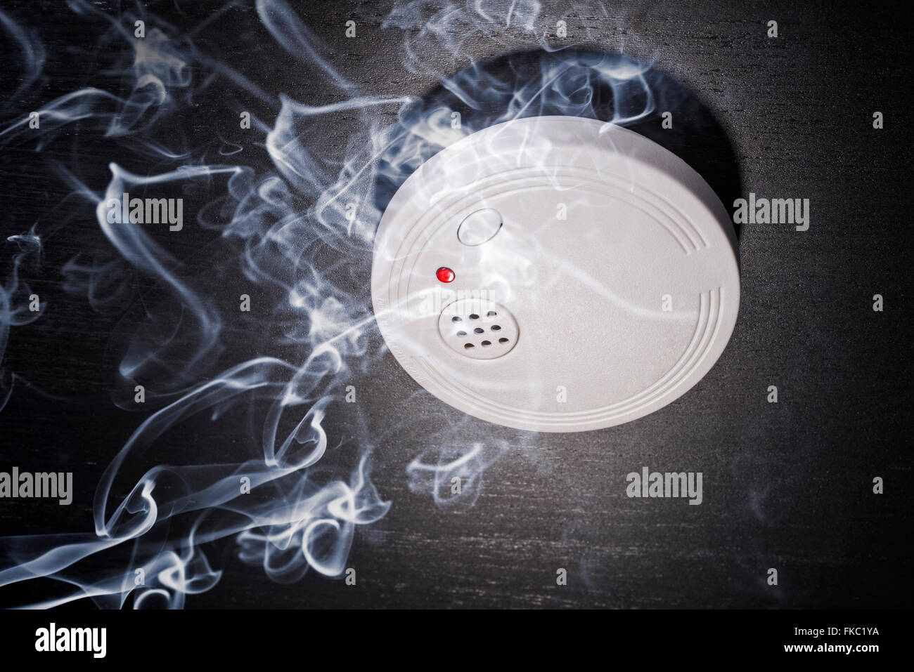 Smoke detector smoke alarm hi-res stock photography and images - Alamy