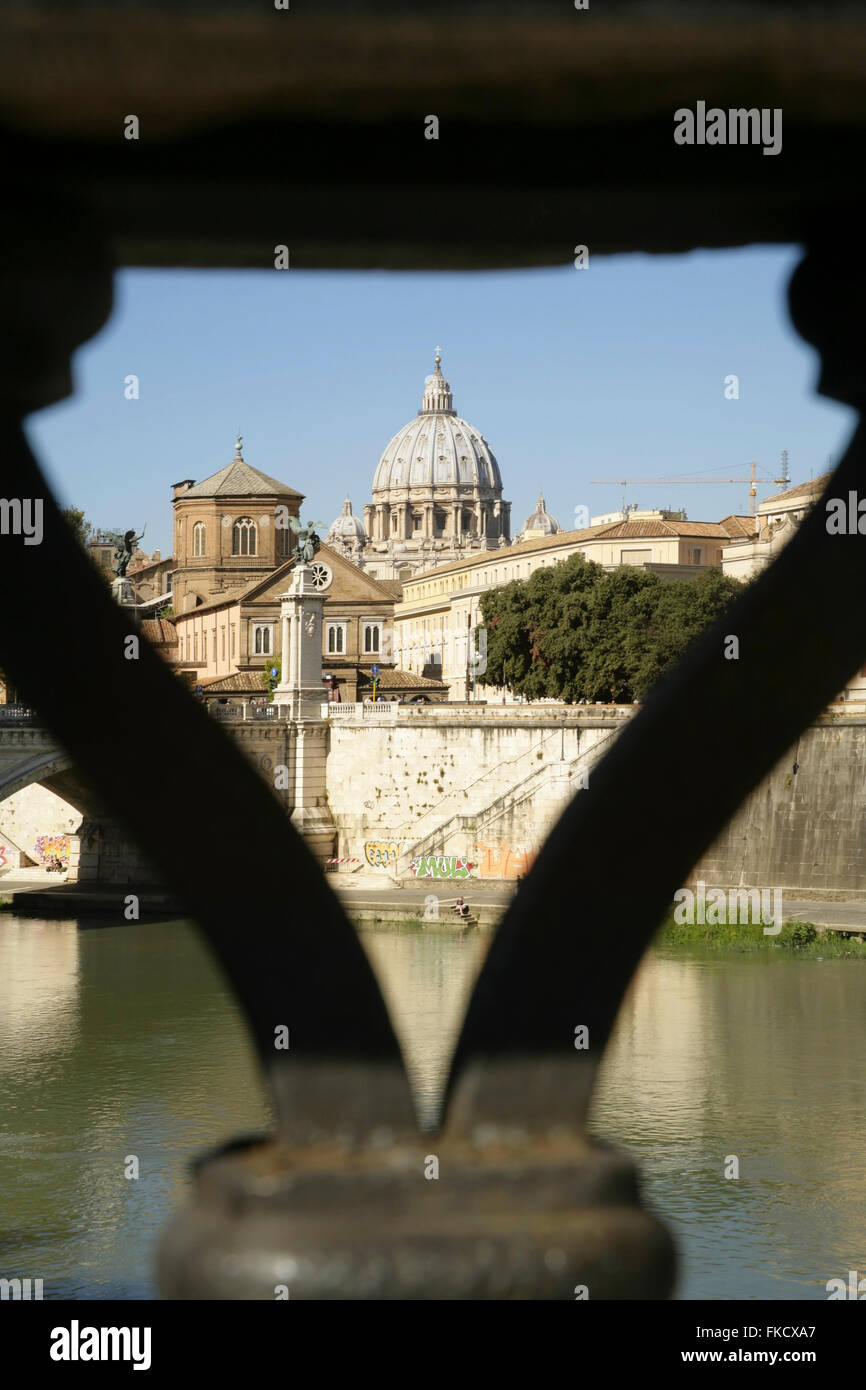 Basilica di San Pietro (St Peter's), Vatican City, Rome, Italy Stock Photo