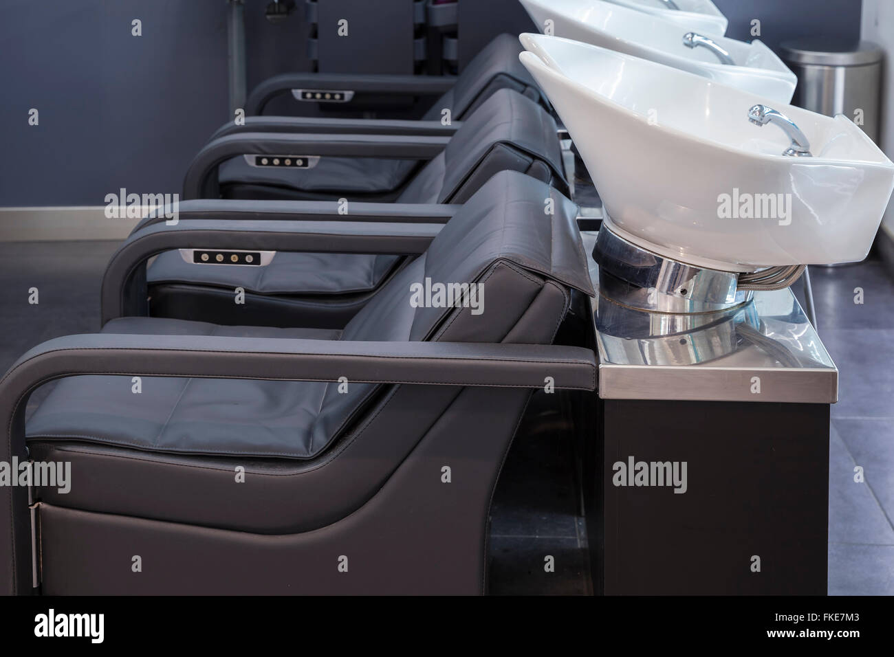 Interior luxury beauty salon hi-res stock photography and images - Alamy