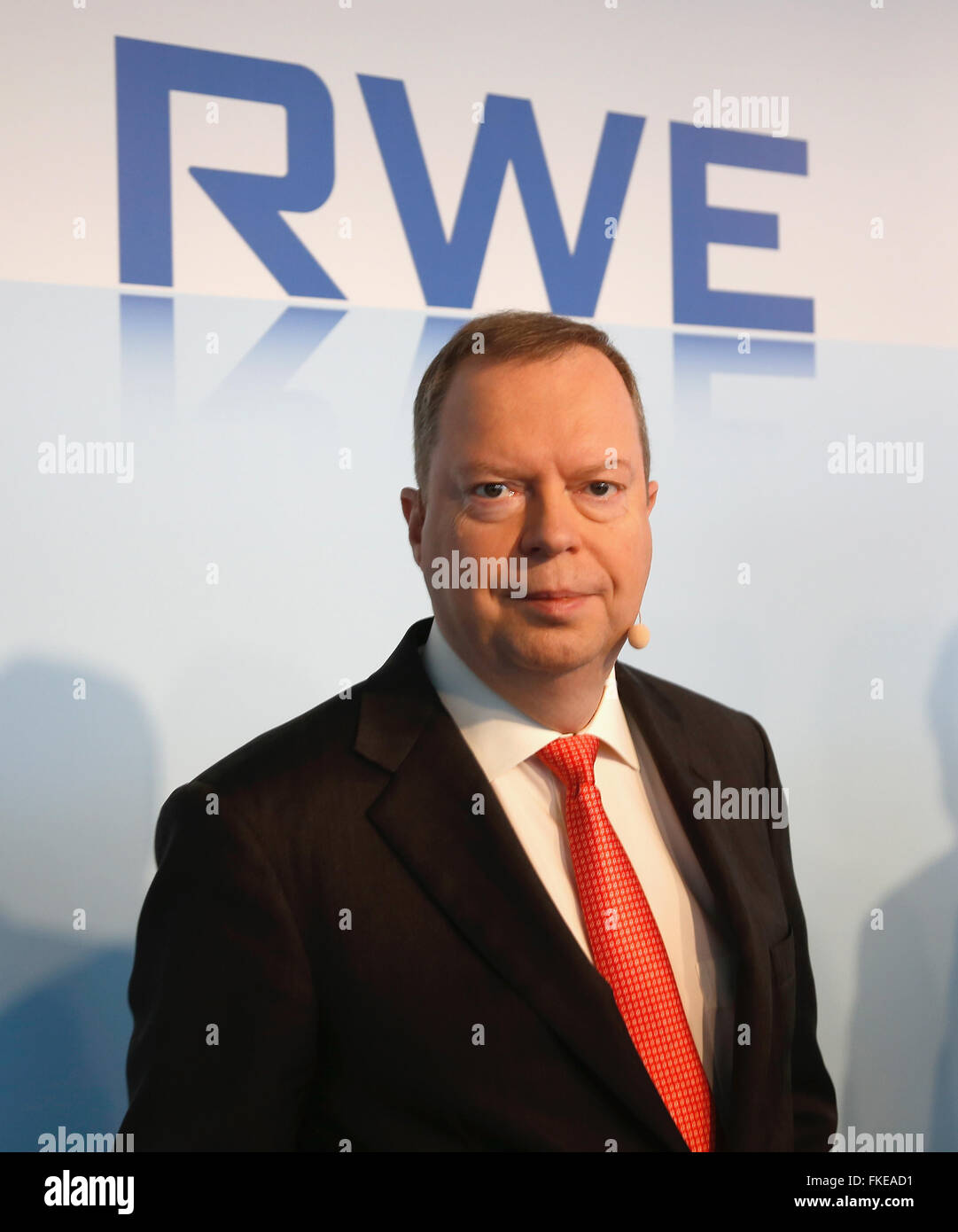 Essen, Germany. 8th March, 2016. RWE AG annual news conference, Essen, Germany, 08.03.2015:  CEO Peter Terium.  Credit:  Juergen Schwarz/Alamy Live News Stock Photo