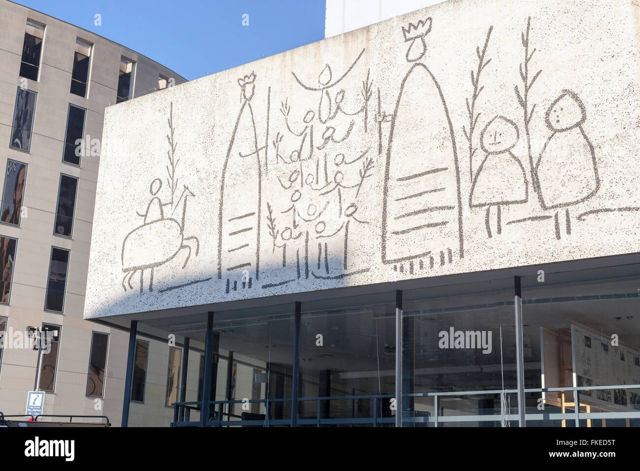 Frontis sgraffito facade designed by Picasso, Col.legi Oficial Arquitectes, Barcelona. Stock Photo