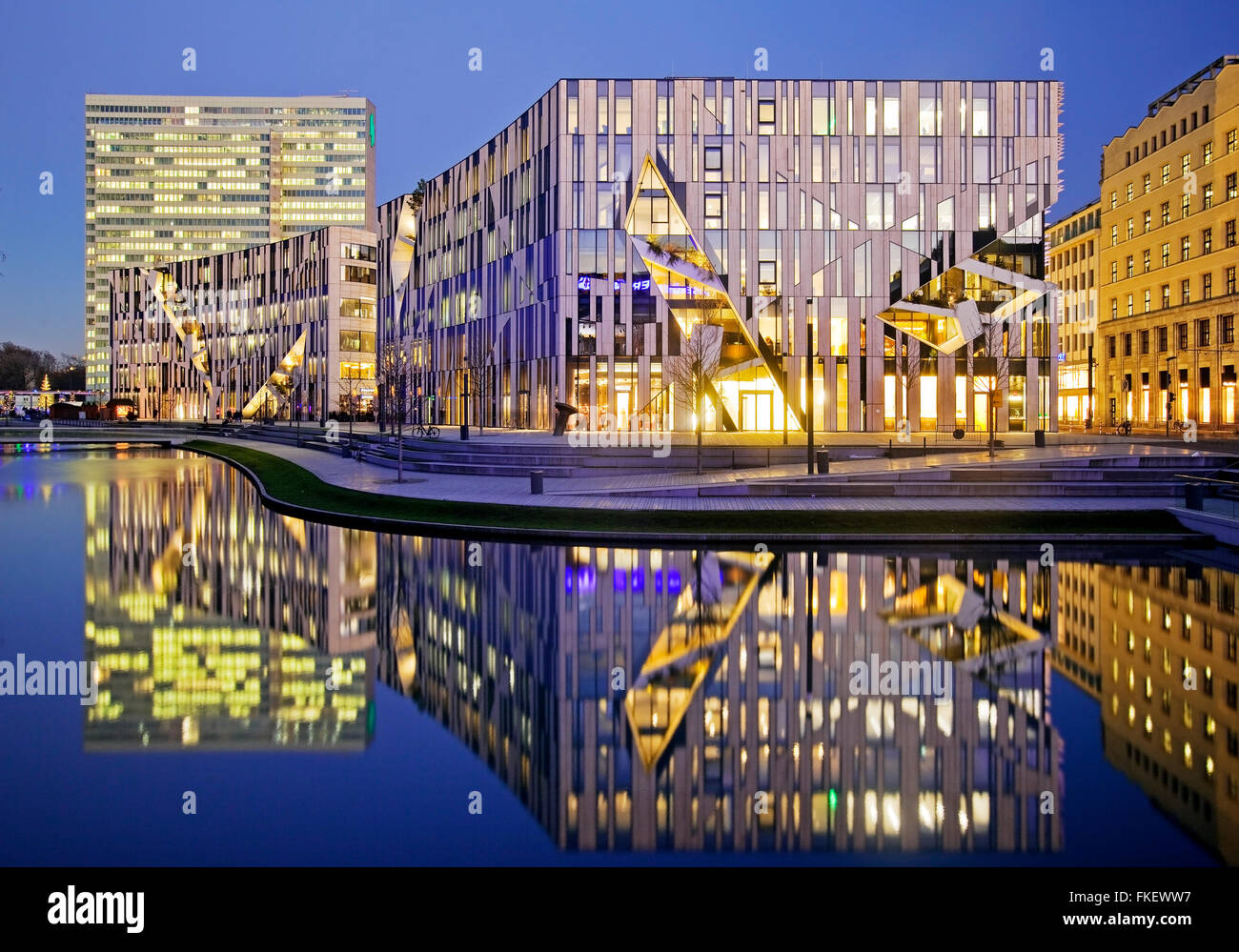 Dreischeibenhaus and Kö-Bogen office and retail complex by architect Daniel Libeskind, Düsseldorf, North Rhine-Westphalia Stock Photo
