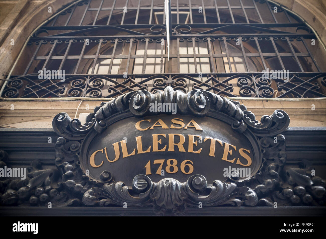 Casa  Culleretes, restaurant, since 1796. Calle Quintana, Ciutat Vella, Barcelona. Stock Photo