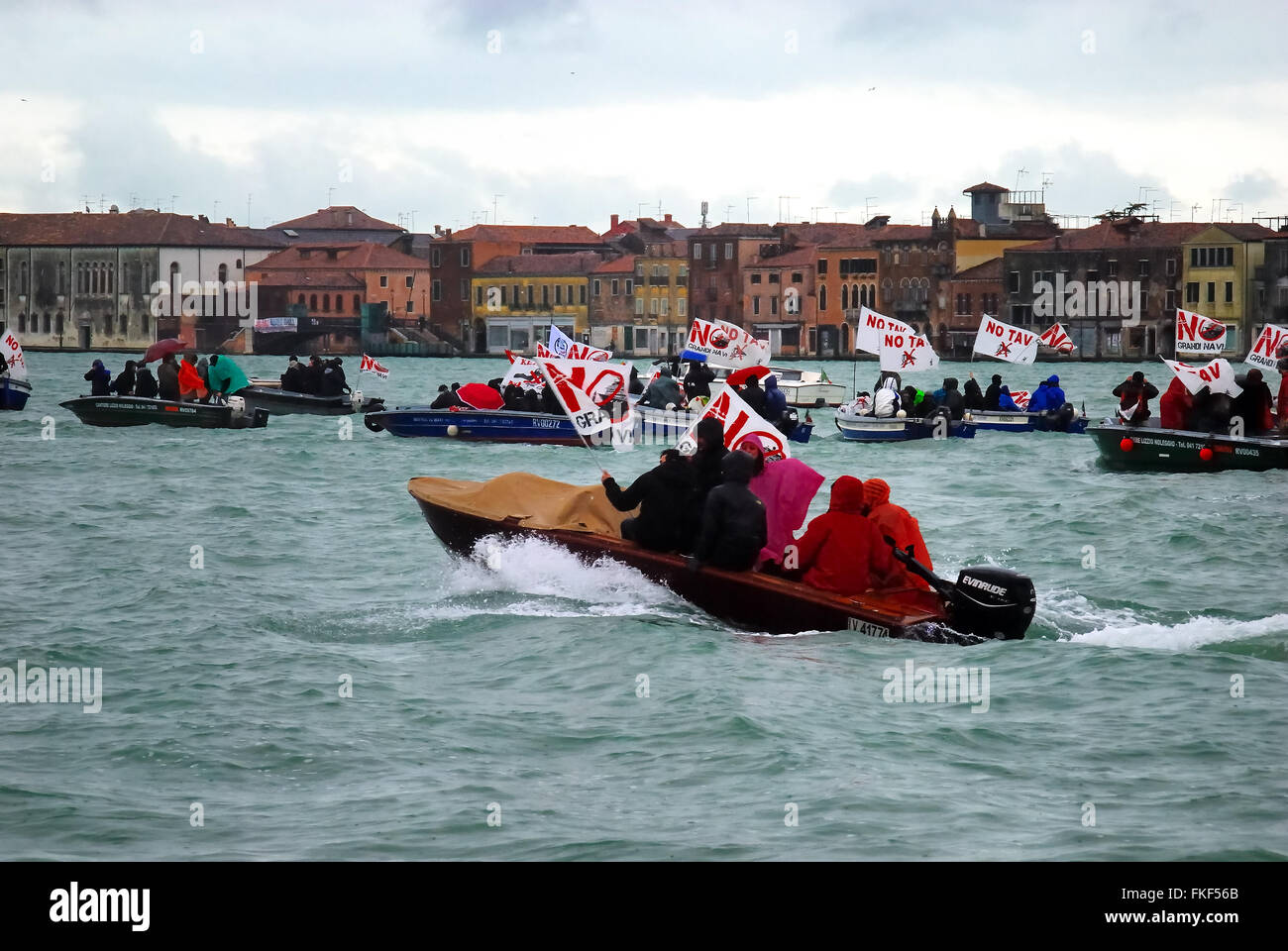 Venice, Italy. 8th March, 2016. On the occasion of the Renzi-Hollande summit meeting in Venice, a thousand people march through Venice, to protest against Libya war and against great works such as the Turin-Lion high-speed rail and oil-well drilling. Delegations of many movements arrived from all over Italy : NO TAV, NO TRIV, NO MOSE; NO DAL MOLIN, NO GRANDI NAVI. Credit:  Ferdinando Piezzi/Alamy Live News Stock Photo