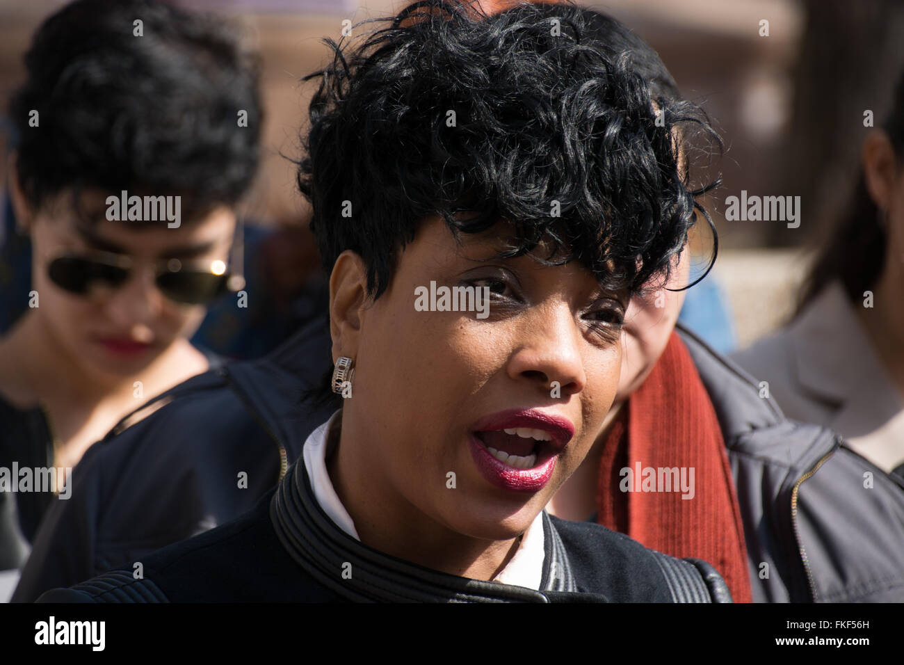 8th March 2016. New York, NY. Constance Malcolm, mother of Ramarley Graham killed by a NYPD offiicer in 2012, denounced the decision by US Attorney Preet Bharara not to bring charges in the killing of her unarmed 18-year-old son. Credit:  M. Stan Reaves/Alamy Live News Stock Photo