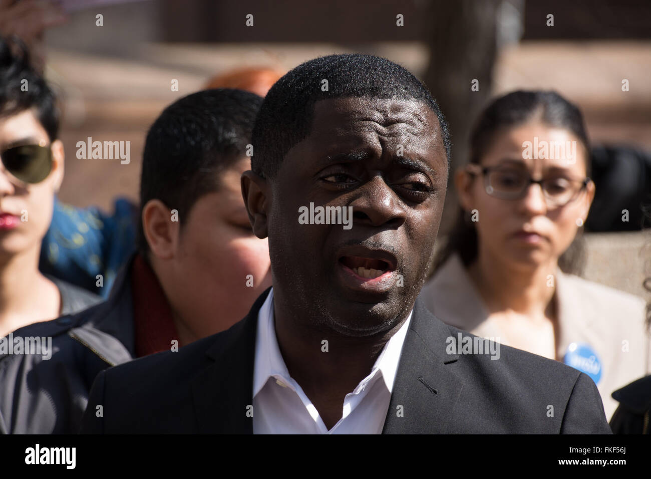 8th March 2016. New York, NY. Frank Graham, father of Ramarley Graham who was killed by a NYPD offiicer in 2012, expressed outrage at the decision by US Attorney Preet Bharara not to bring charges in the killing of the unarmed 18-year-old. Credit:  M. Stan Reaves/Alamy Live News Stock Photo