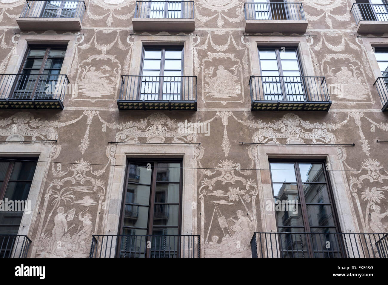 Facade house sgraffito of Casa dels Quatre Rius, calle Avinyó, Ciutat Vella, Barcelona. Stock Photo