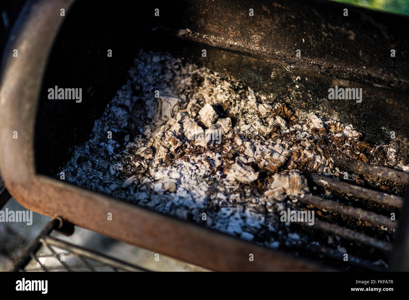 ash in a grill Stock Photo Alamy