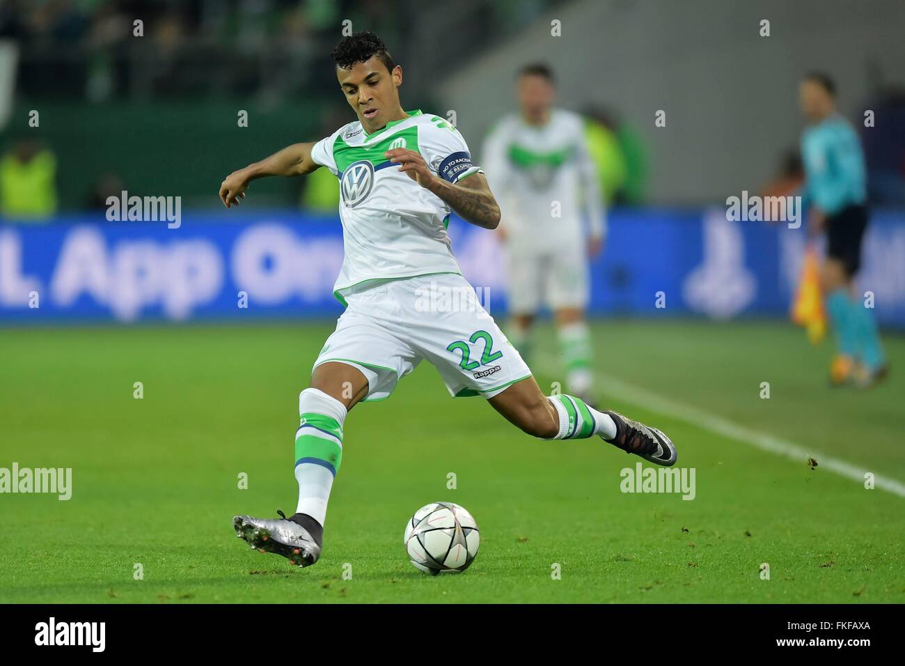 Luis Gustavo is a reliable midfielder Luis Gustavo is a reliable midfielder