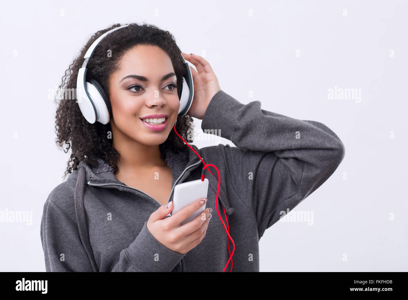 Uchuvchilar seksual styuardessani sikishdi